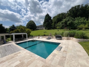 Gruber-und Soehne Naturpool architektonisch